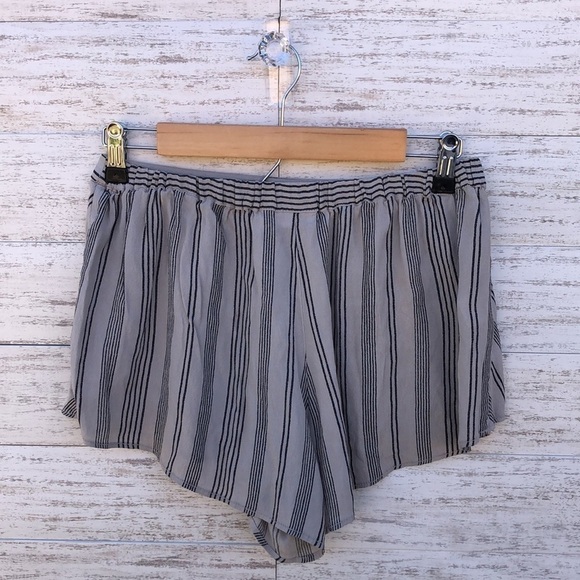 BP. Loose Shorts | SIZE S - Picture 2 of 4